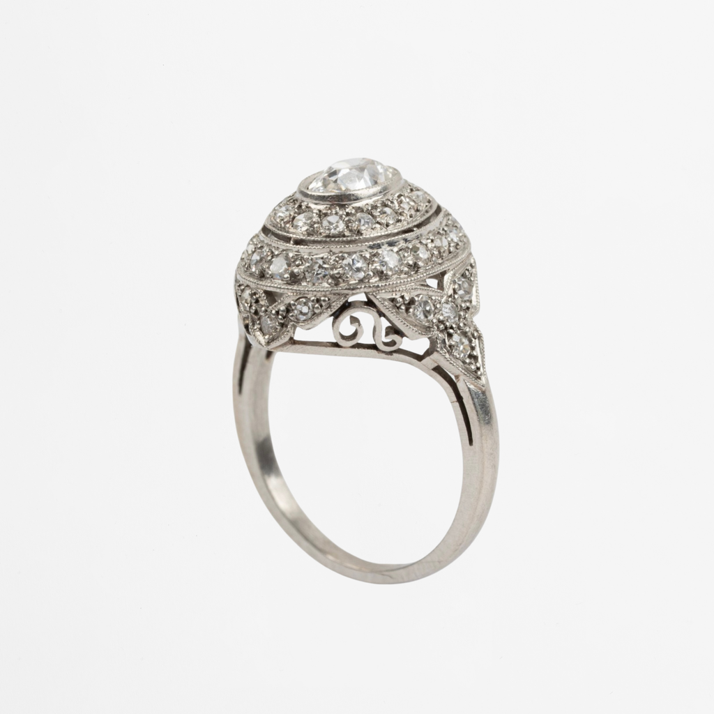 "Augustine" Bague Dôme art déco en platine et diamants