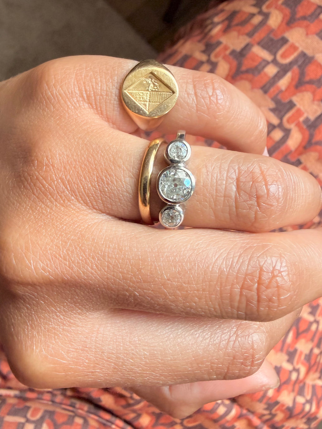 "Inès" Bague Trilogie en platine et diamants