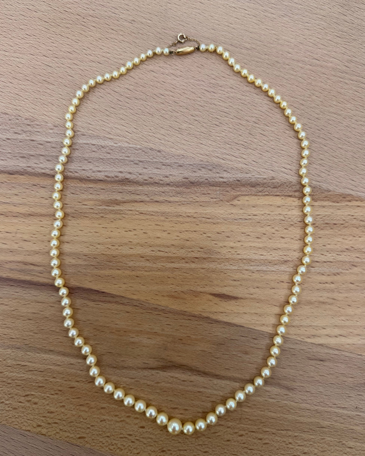 Collier de perles en or jaune