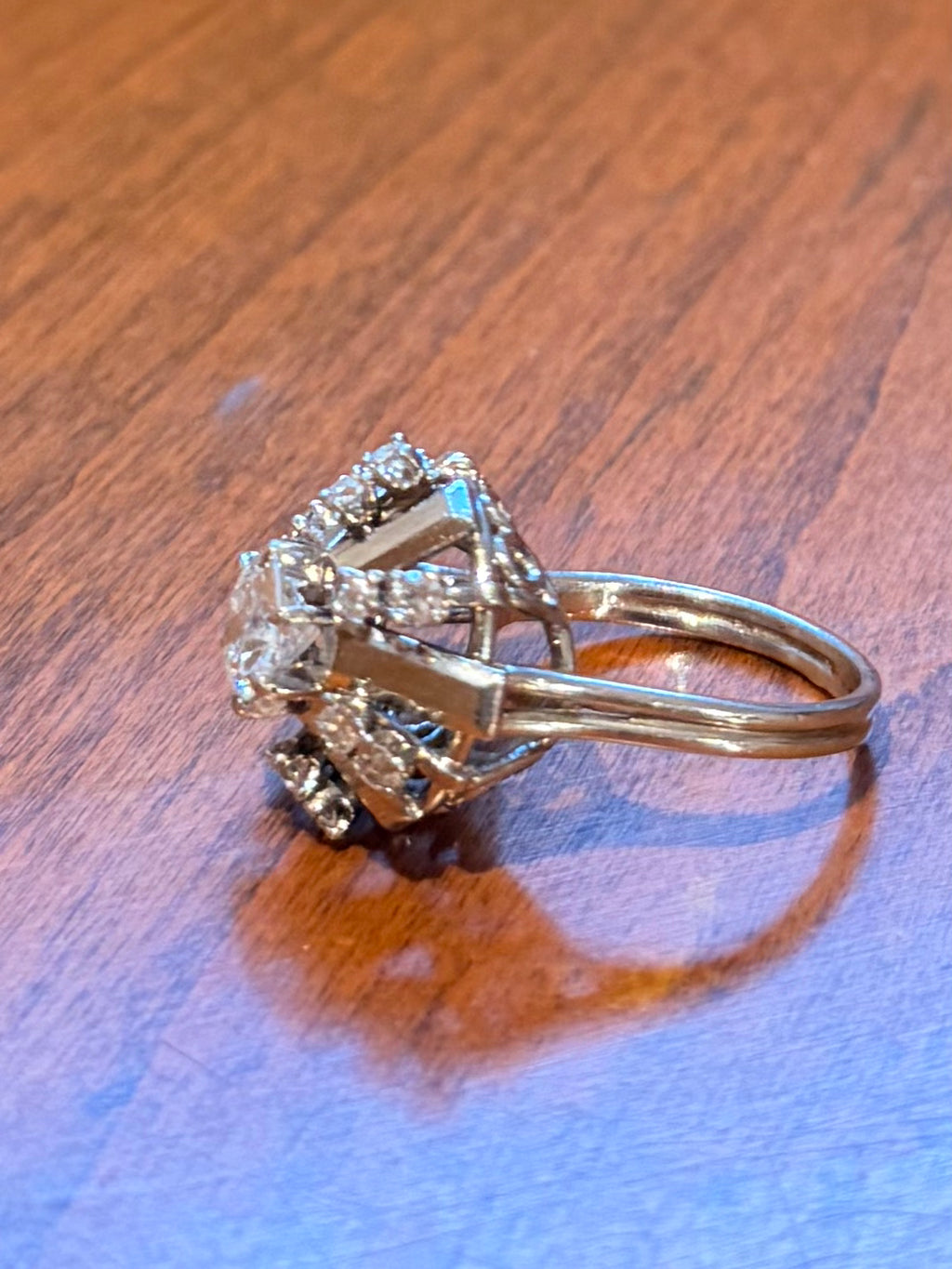 "Sidonie" Bague Art déco en platine et diamants