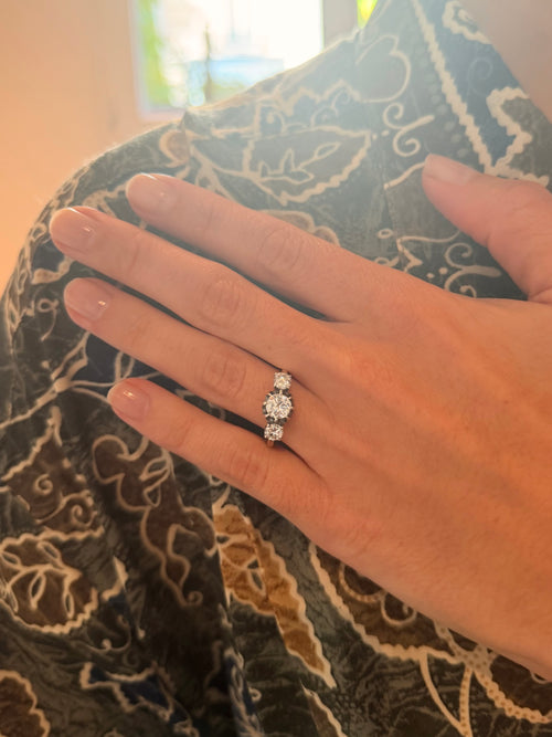 « Lucie » Bague trilogie or et diamants 1.20 carats