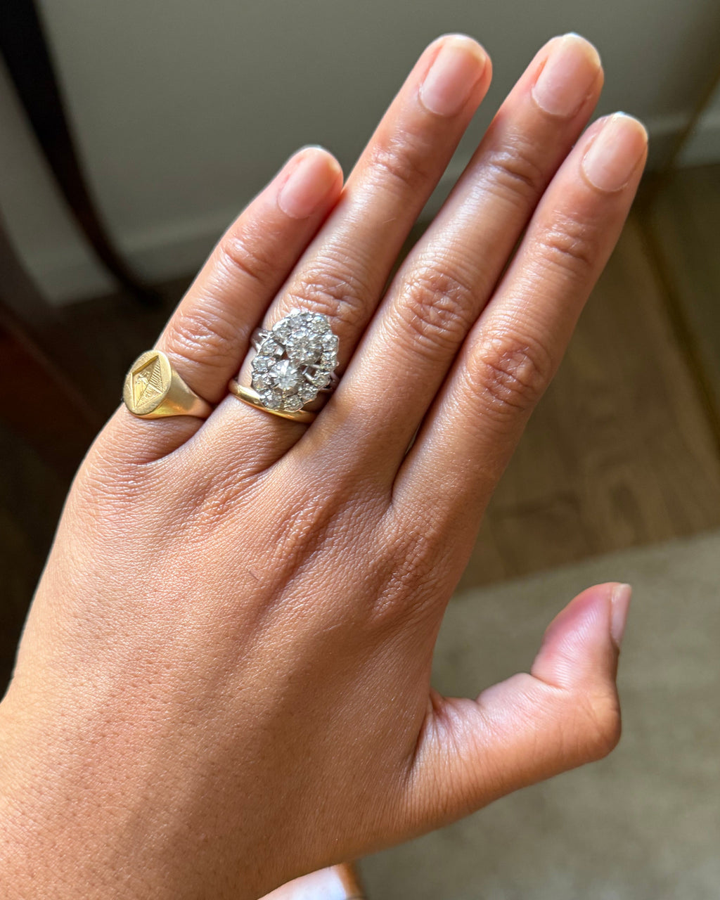 "Romane" Bague Navette en or blanc et diamants