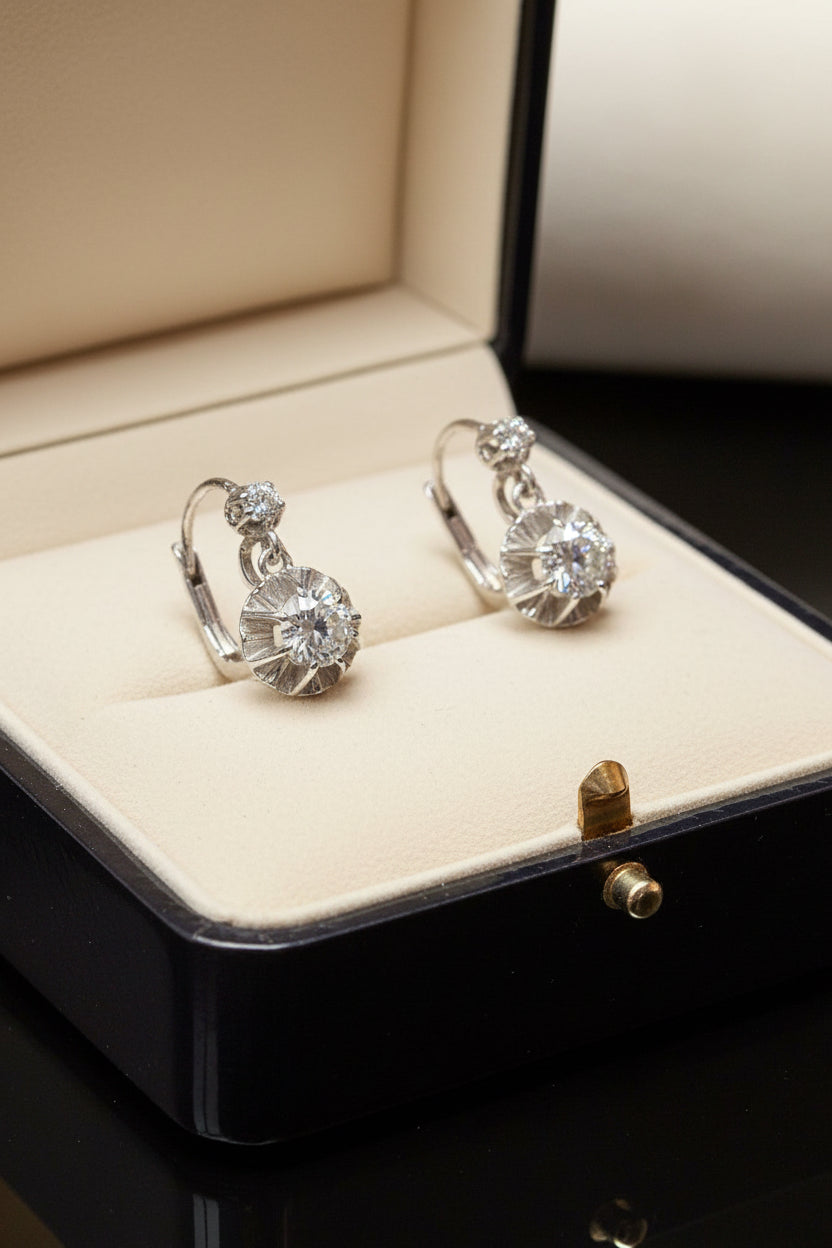 Dormeuses en or blanc et diamants