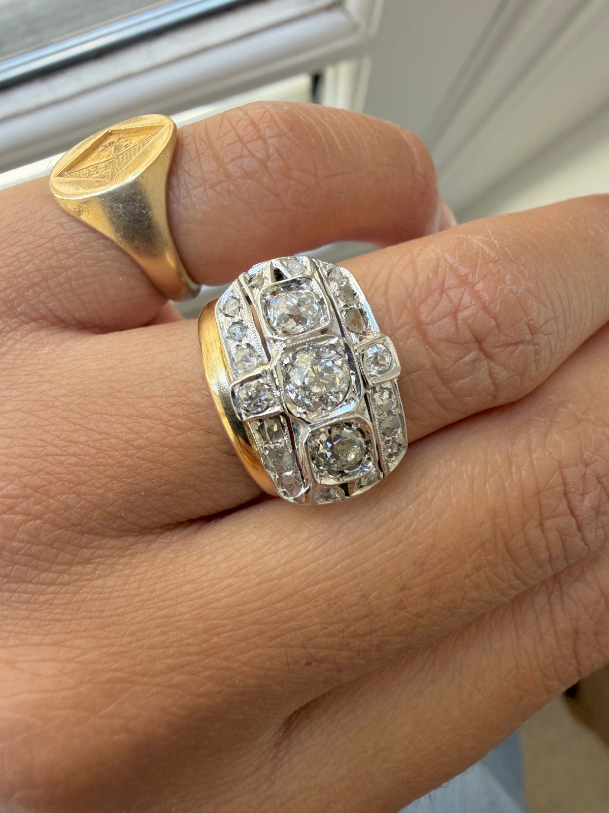 « Adèle » Bague Bandeau Art déco en or blanc et diamants