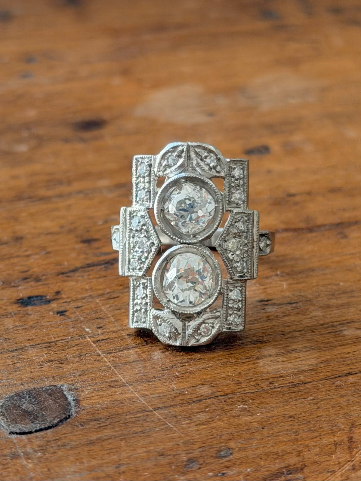« Esther » Bague Art déco, en or blanc platine et diamants