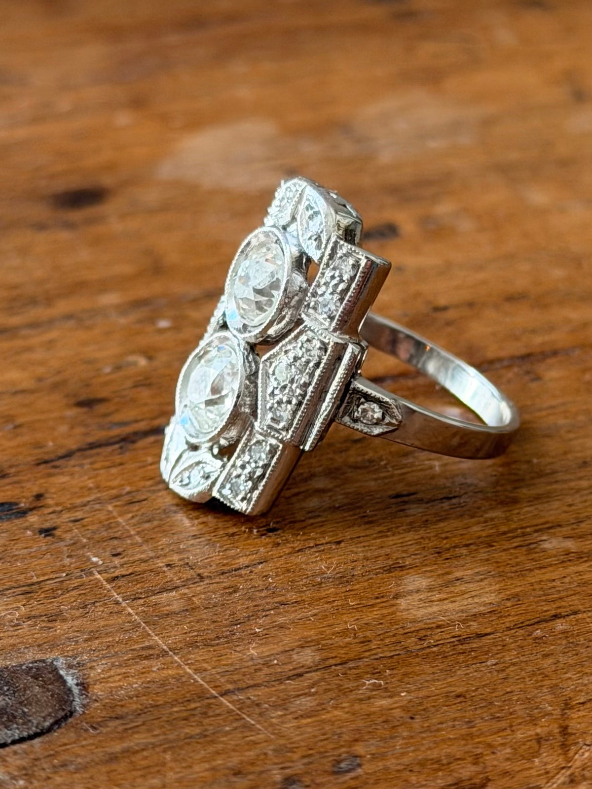 « Esther » Bague Art déco, en or blanc platine et diamants