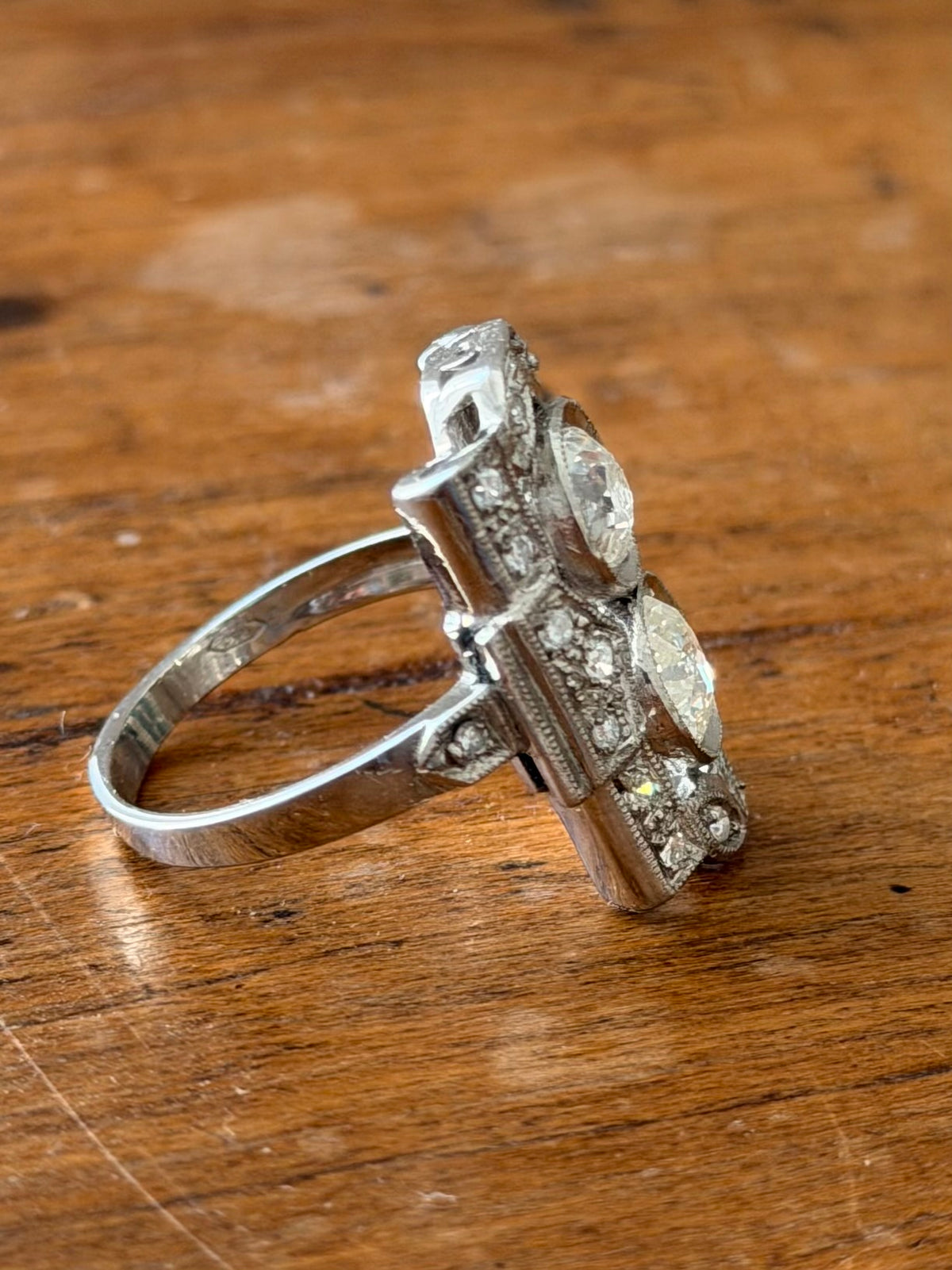 « Esther » Bague Art déco, en or blanc platine et diamants