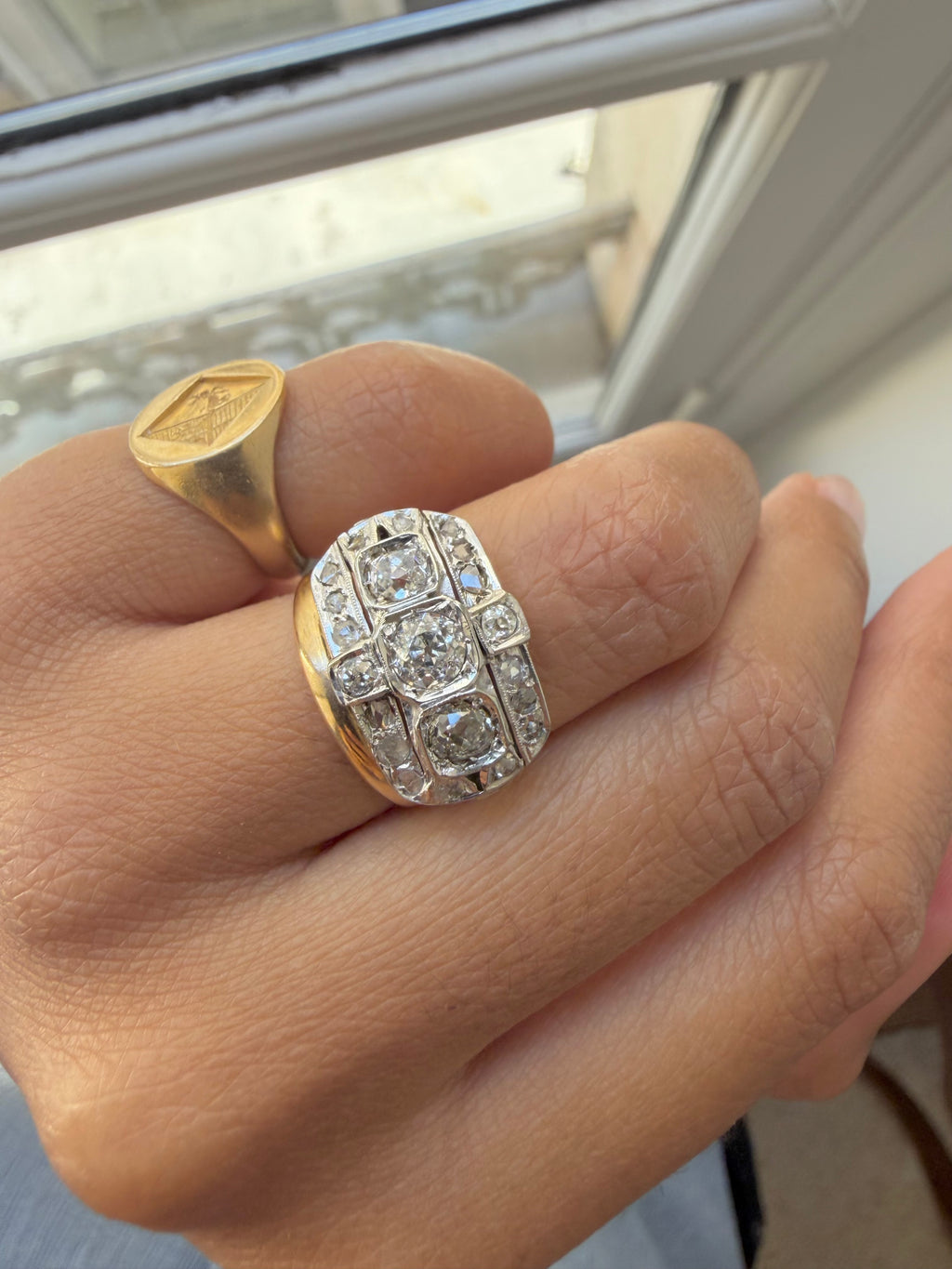 « Adèle » Bague Bandeau Art déco en or blanc et diamants