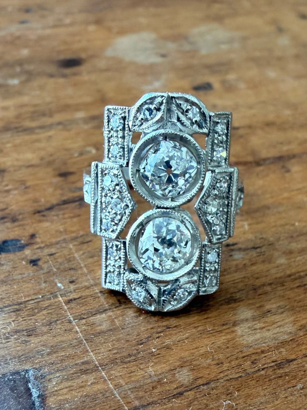 « Esther » Bague Art déco, en or blanc platine et diamants