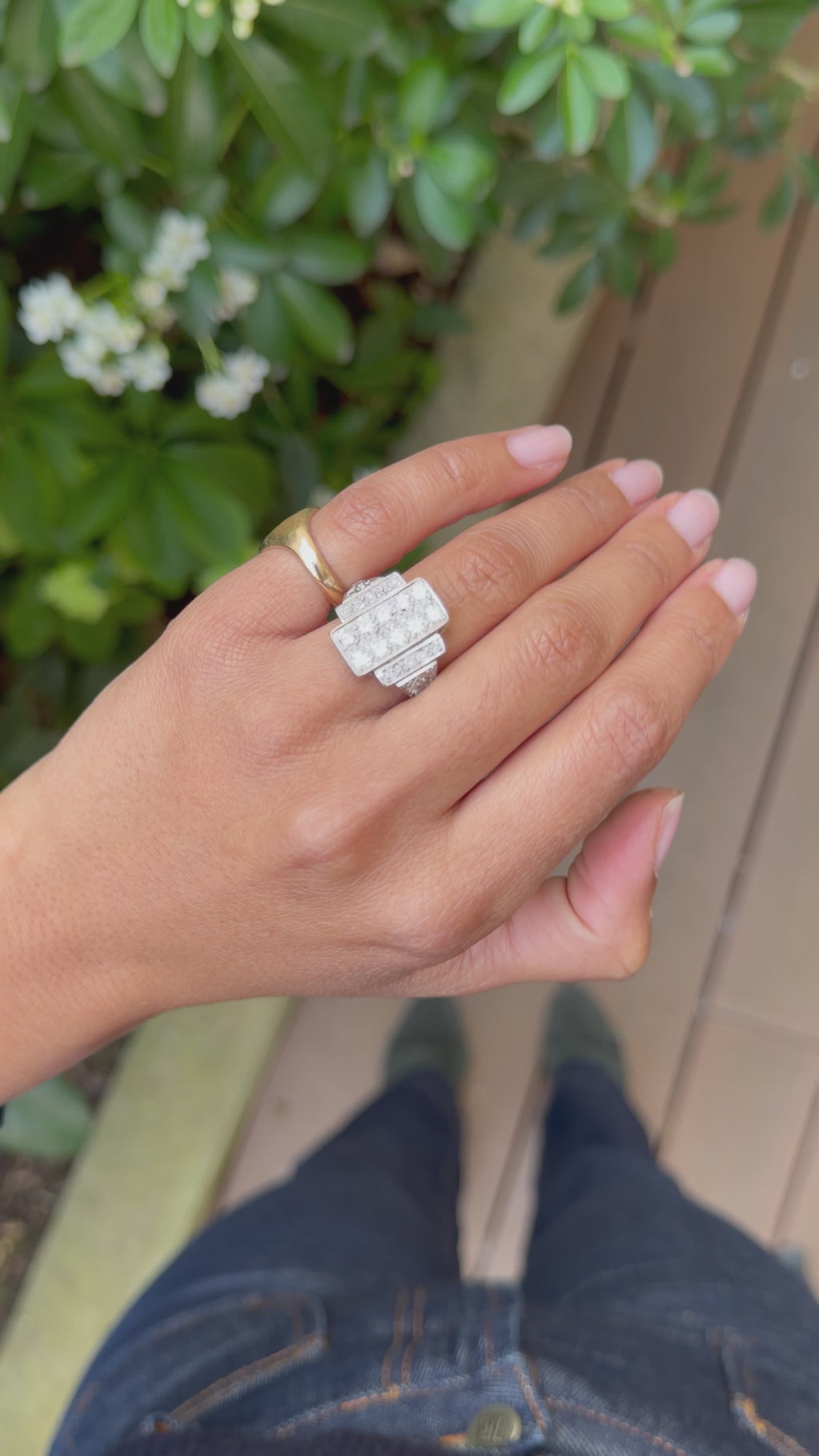 "Armelle" Bague Art déco, en platine et diamants