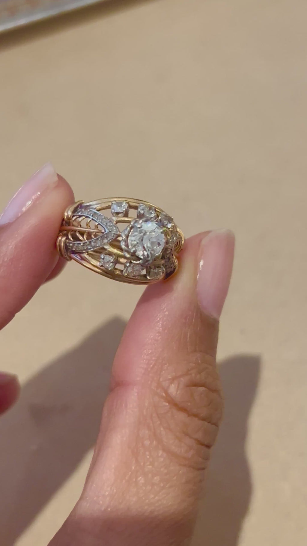 «Bertille» Bague Dôme en or rose et diamants