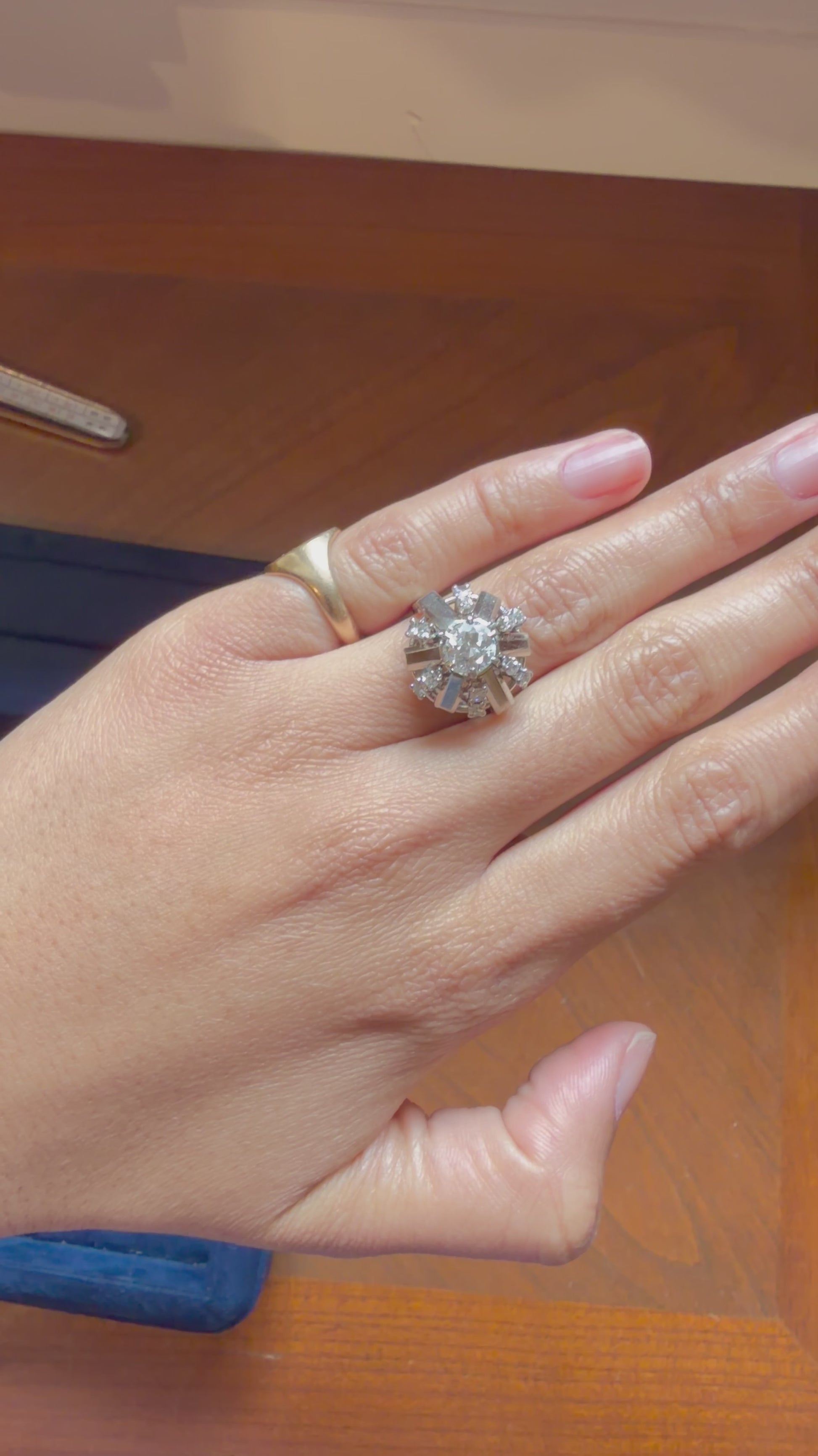 "Sidonie" Bague Art déco en platine et diamants