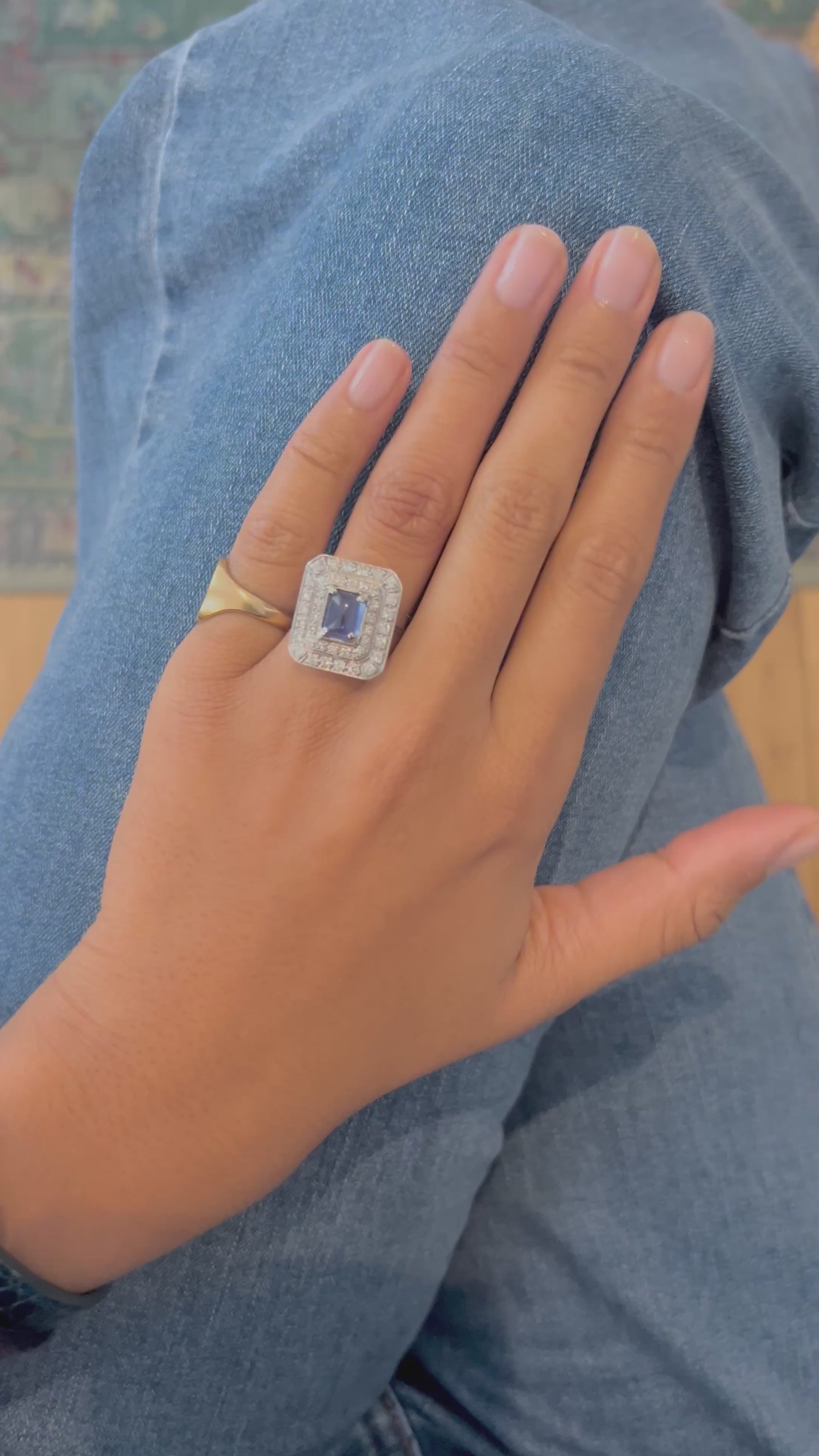 "Joséphine" Bague Art Déco en platine, saphir et diamants